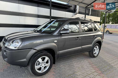 Внедорожник / Кроссовер Hyundai Tucson 2008 в 
