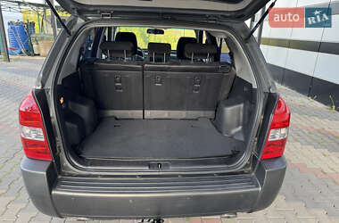 Внедорожник / Кроссовер Hyundai Tucson 2008 в 