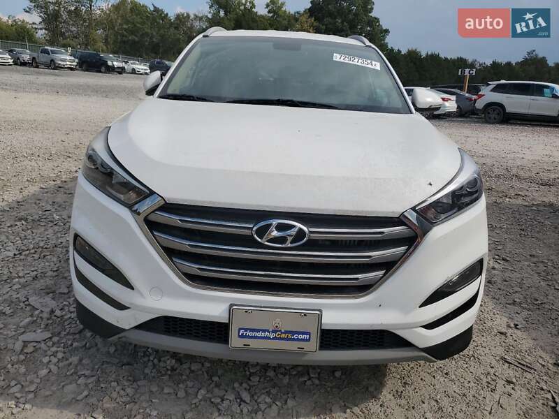 Позашляховик / Кросовер Hyundai Tucson 2016 в Івано-Франківську
