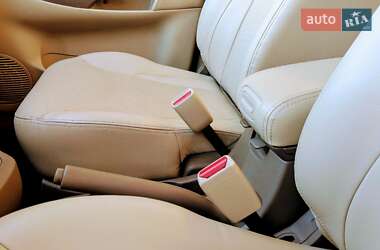Внедорожник / Кроссовер Hyundai Tucson 2008 в 