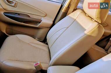 Внедорожник / Кроссовер Hyundai Tucson 2008 в 