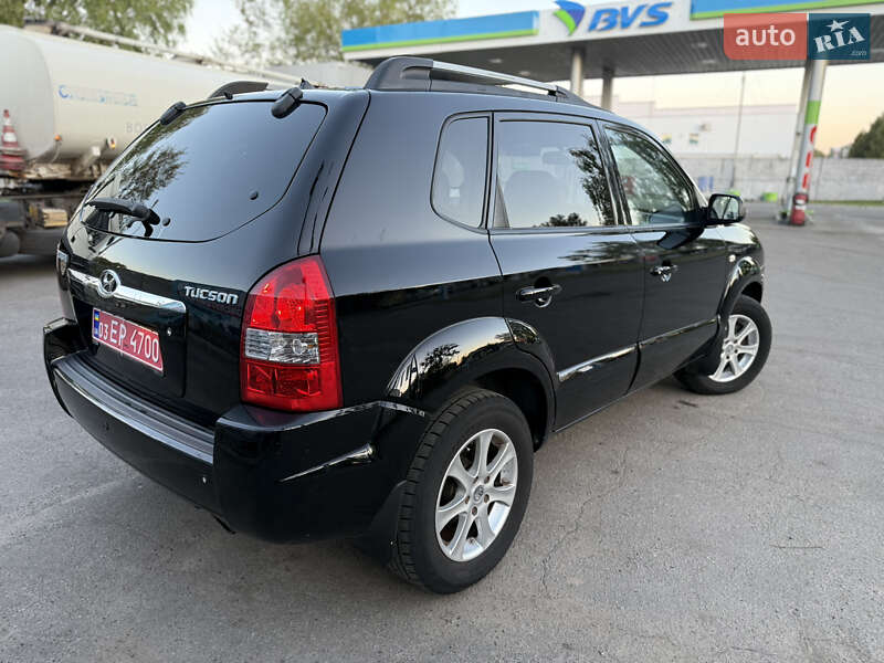 Позашляховик / Кросовер Hyundai Tucson 2006 в Лубнах