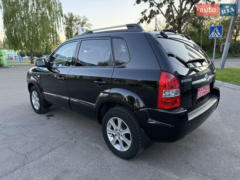 Позашляховик / Кросовер Hyundai Tucson 2006 в Лубнах