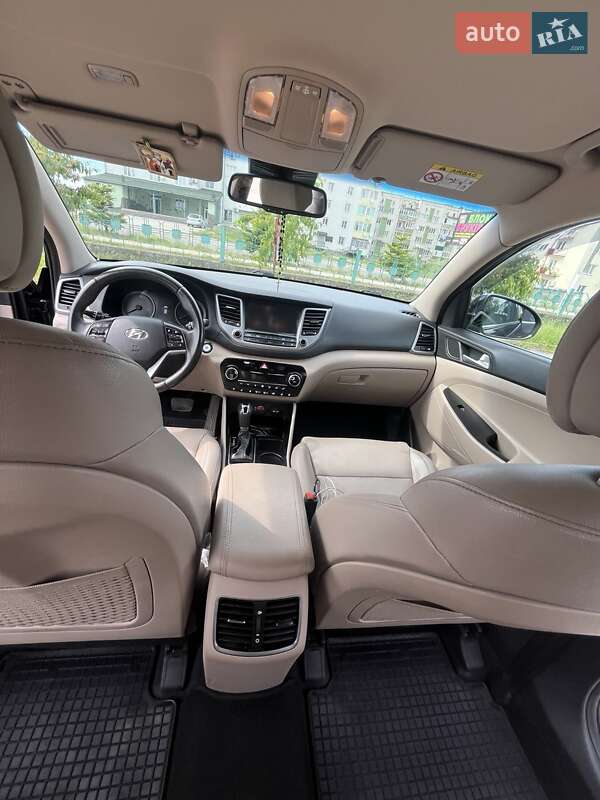 Внедорожник / Кроссовер Hyundai Tucson 2017 в Самборе