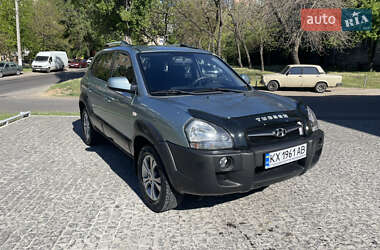 Внедорожник / Кроссовер Hyundai Tucson 2008 в 