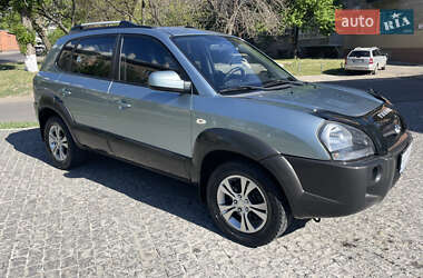 Внедорожник / Кроссовер Hyundai Tucson 2008 в 