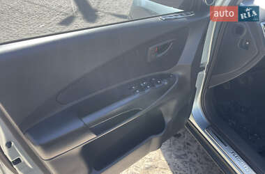 Внедорожник / Кроссовер Hyundai Tucson 2008 в 