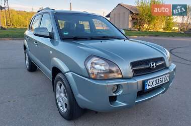 Позашляховик / Кросовер Hyundai Tucson 2005 в Високому