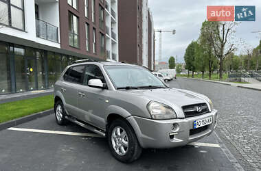 Внедорожник / Кроссовер Hyundai Tucson 2004 в 
