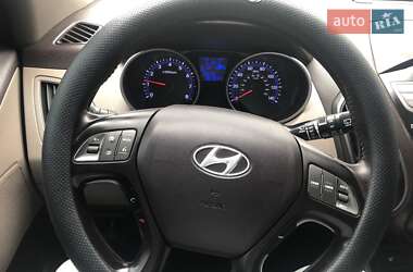 Внедорожник / Кроссовер Hyundai Tucson 2014 в 