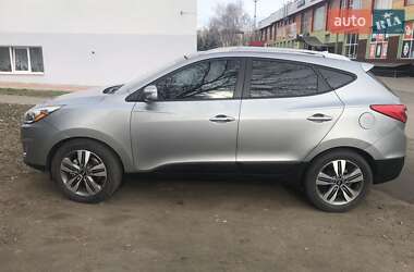 Внедорожник / Кроссовер Hyundai Tucson 2014 в 