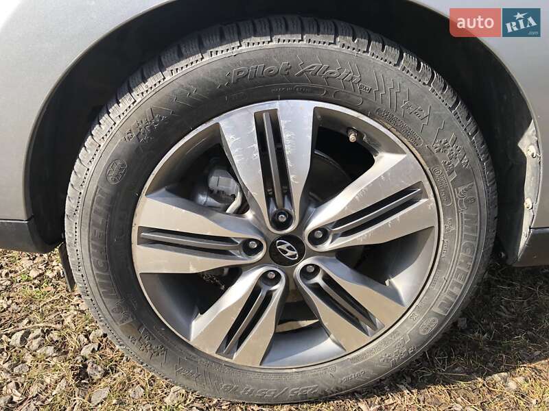 Позашляховик / Кросовер Hyundai Tucson 2014 в Ладижині