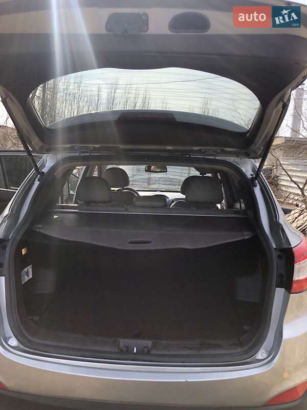 Позашляховик / Кросовер Hyundai Tucson 2014 в Ладижині