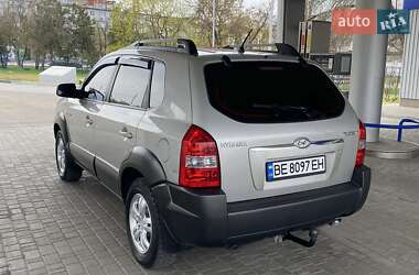 Внедорожник / Кроссовер Hyundai Tucson 2007 в 