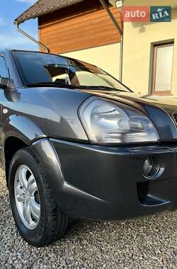 Позашляховик / Кросовер Hyundai Tucson 2008 в 
