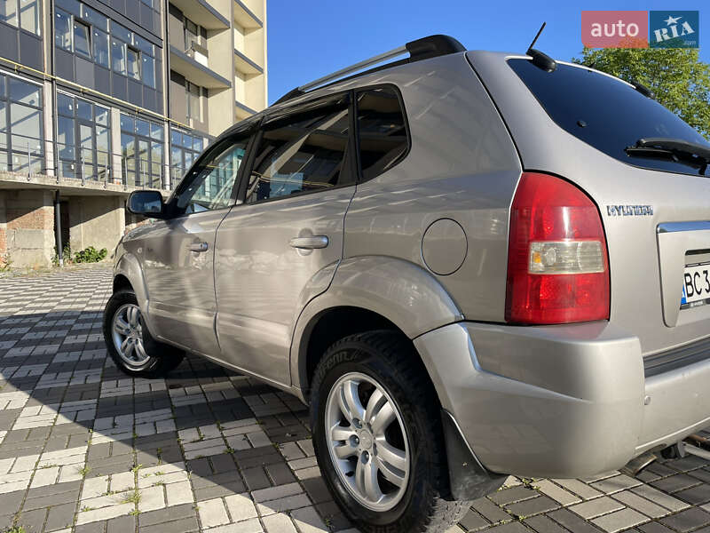 Позашляховик / Кросовер Hyundai Tucson 2006 в Буську