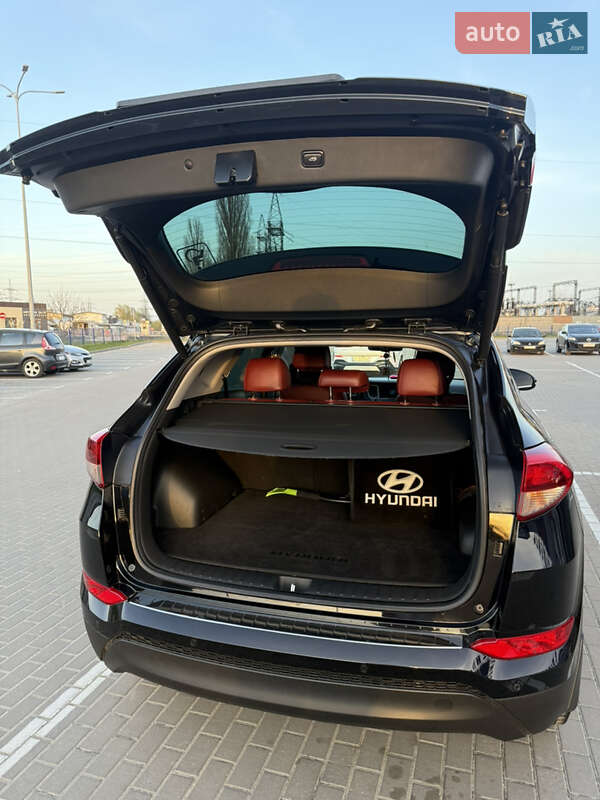 Позашляховик / Кросовер Hyundai Tucson 2017 в Львові