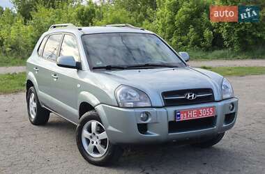 Внедорожник / Кроссовер Hyundai Tucson 2006 в 