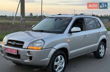 Внедорожник / Кроссовер Hyundai Tucson 2006 в 