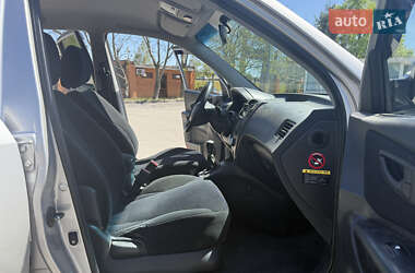 Внедорожник / Кроссовер Hyundai Tucson 2005 в 