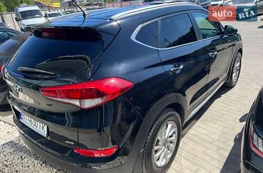 Внедорожник / Кроссовер Hyundai Tucson 2017 в 