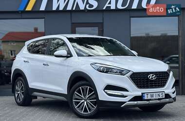 Внедорожник / Кроссовер Hyundai Tucson 2017 в 