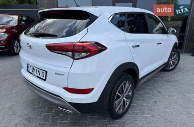 Внедорожник / Кроссовер Hyundai Tucson 2017 в 