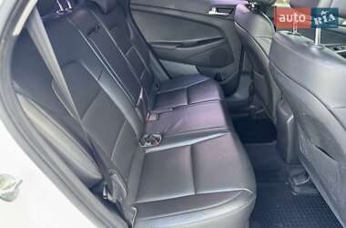 Внедорожник / Кроссовер Hyundai Tucson 2017 в 