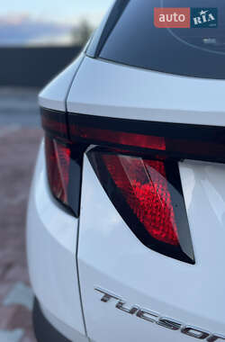 Внедорожник / Кроссовер Hyundai Tucson 2021 в 