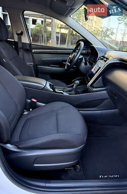 Внедорожник / Кроссовер Hyundai Tucson 2021 в 