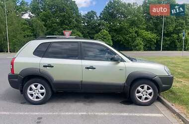 Позашляховик / Кросовер Hyundai Tucson 2005 в 