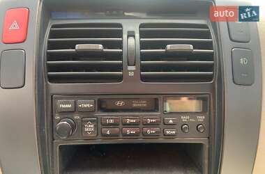 Позашляховик / Кросовер Hyundai Tucson 2005 в 