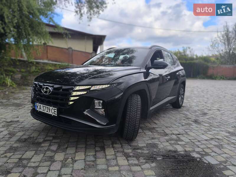 Позашляховик / Кросовер Hyundai Tucson 2021 в 