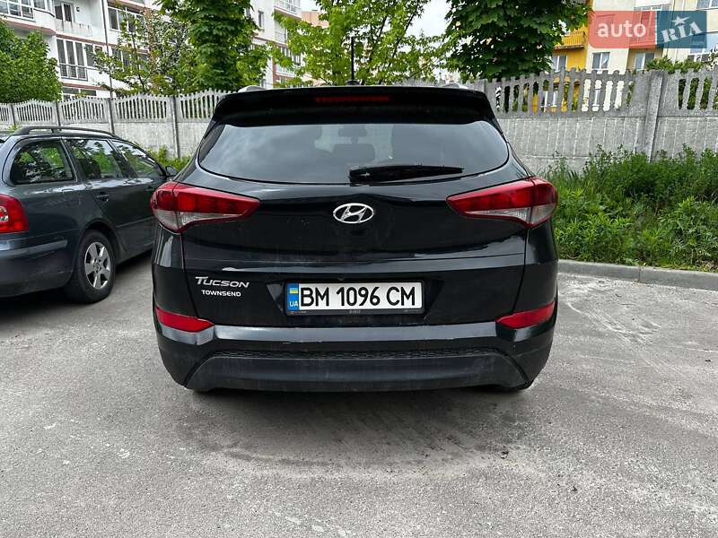 Позашляховик / Кросовер Hyundai Tucson 2015 в Горішніх Плавнях
