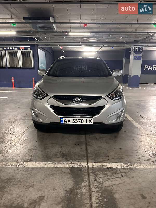 Позашляховик / Кросовер Hyundai Tucson 2014 в Харкові