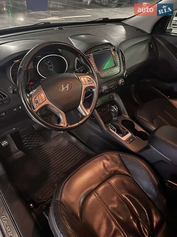 Позашляховик / Кросовер Hyundai Tucson 2014 в Харкові