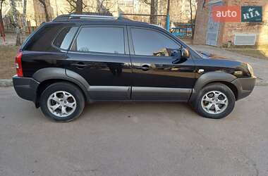 Позашляховик / Кросовер Hyundai Tucson 2009 в 