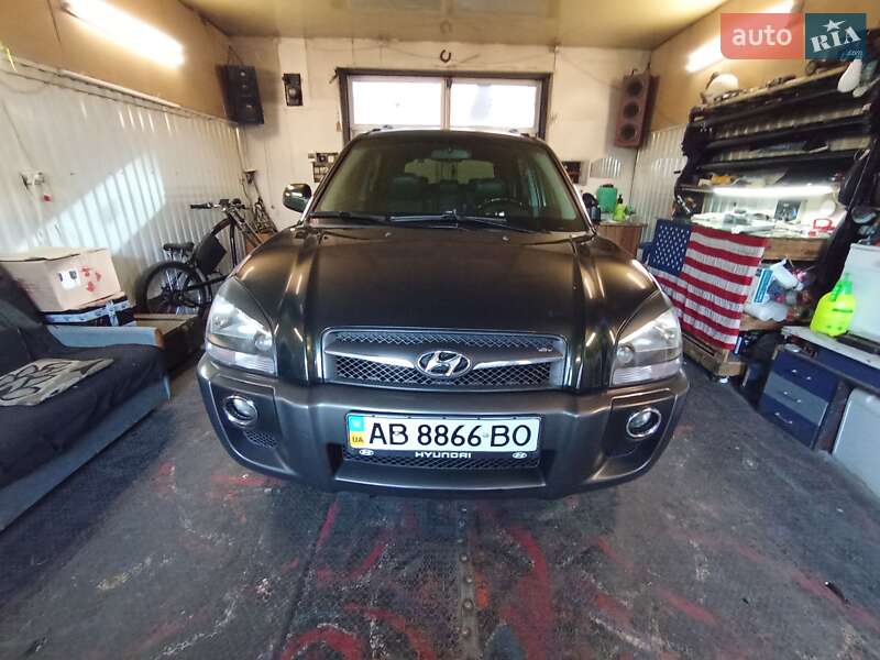 Позашляховик / Кросовер Hyundai Tucson 2008 в 