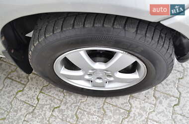 Внедорожник / Кроссовер Hyundai Tucson 2008 в 