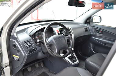 Внедорожник / Кроссовер Hyundai Tucson 2008 в 