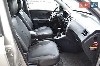Внедорожник / Кроссовер Hyundai Tucson 2008 в 