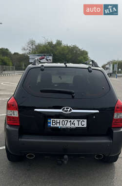 Внедорожник / Кроссовер Hyundai Tucson 2008 в 