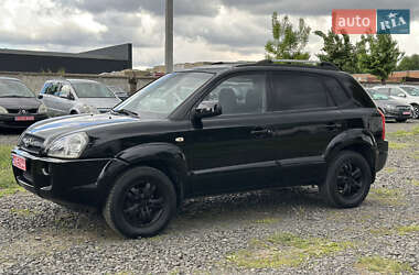 Позашляховик / Кросовер Hyundai Tucson 2006 в 