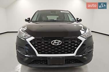 Позашляховик / Кросовер Hyundai Tucson 2021 в 