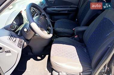 Позашляховик / Кросовер Hyundai Tucson 2012 в 