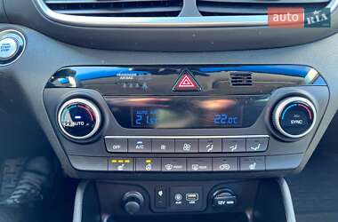 Внедорожник / Кроссовер Hyundai Tucson 2019 в 