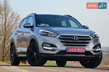 Внедорожник / Кроссовер Hyundai Tucson 2016 в 