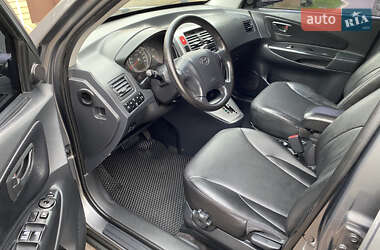 Позашляховик / Кросовер Hyundai Tucson 2009 в 