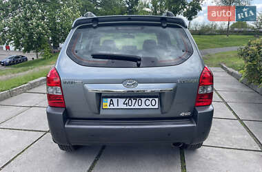 Внедорожник / Кроссовер Hyundai Tucson 2012 в 