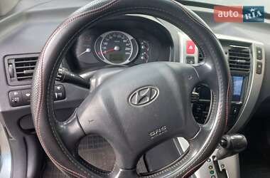 Внедорожник / Кроссовер Hyundai Tucson 2008 в 
